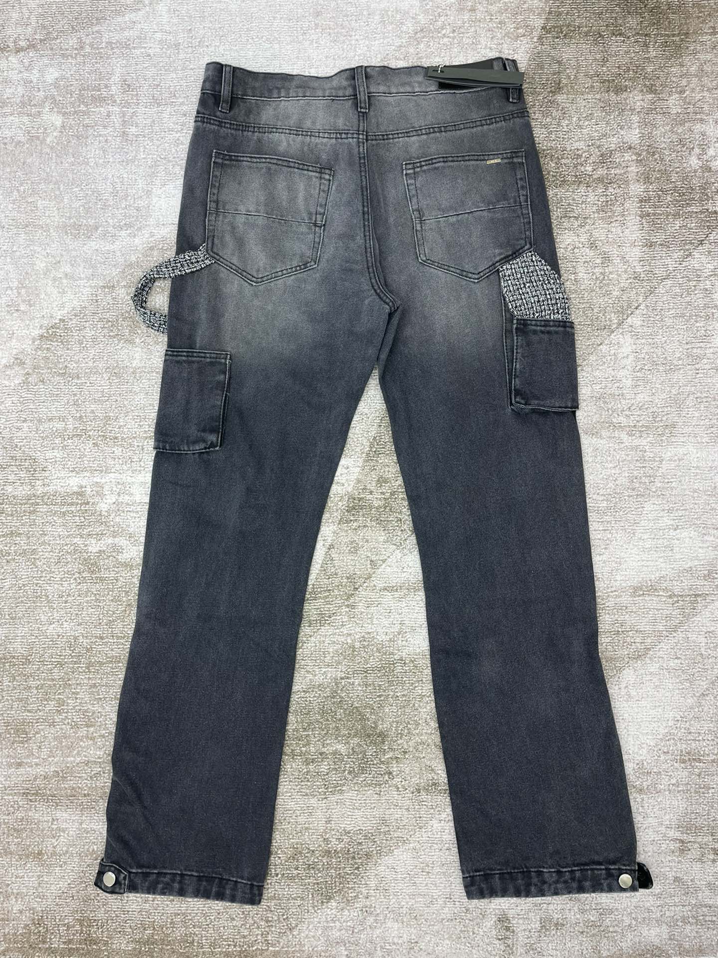 AMIRI JEANS