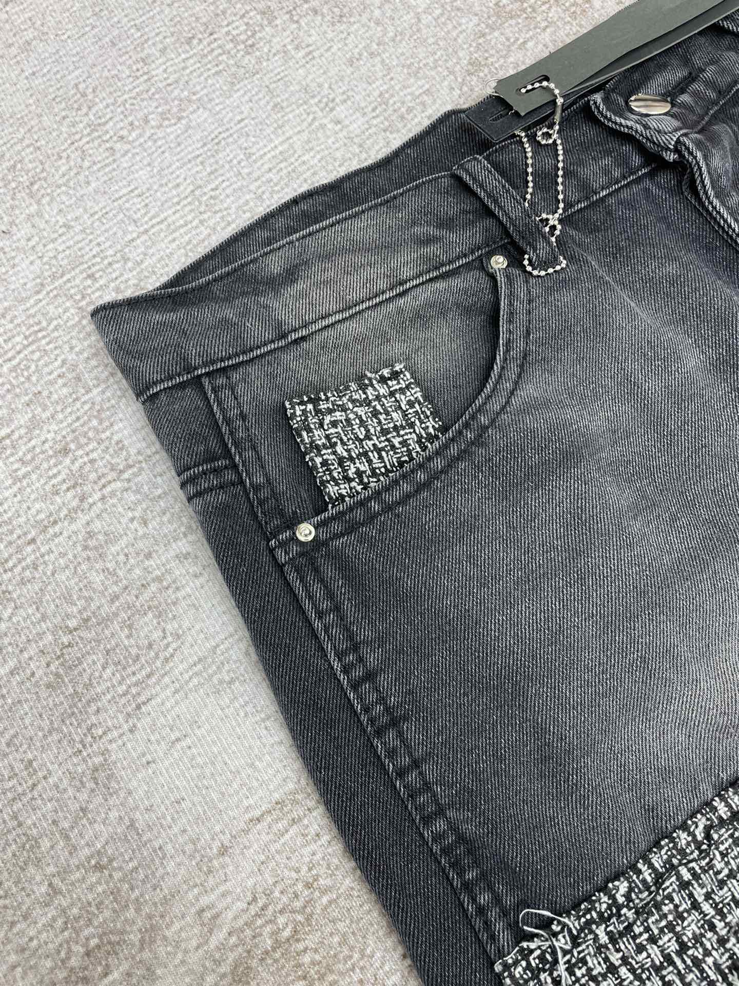 AMIRI JEANS