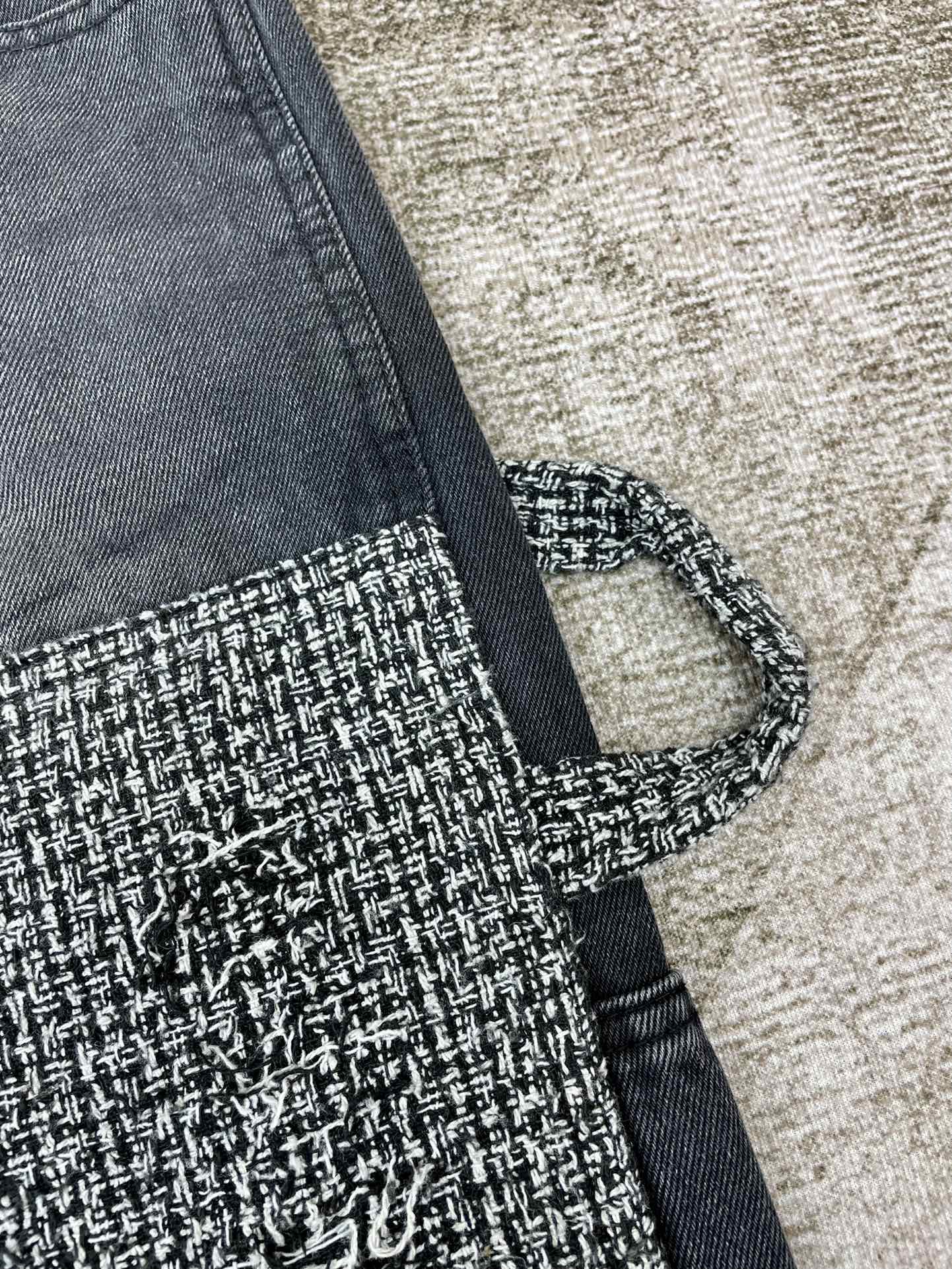 AMIRI JEANS
