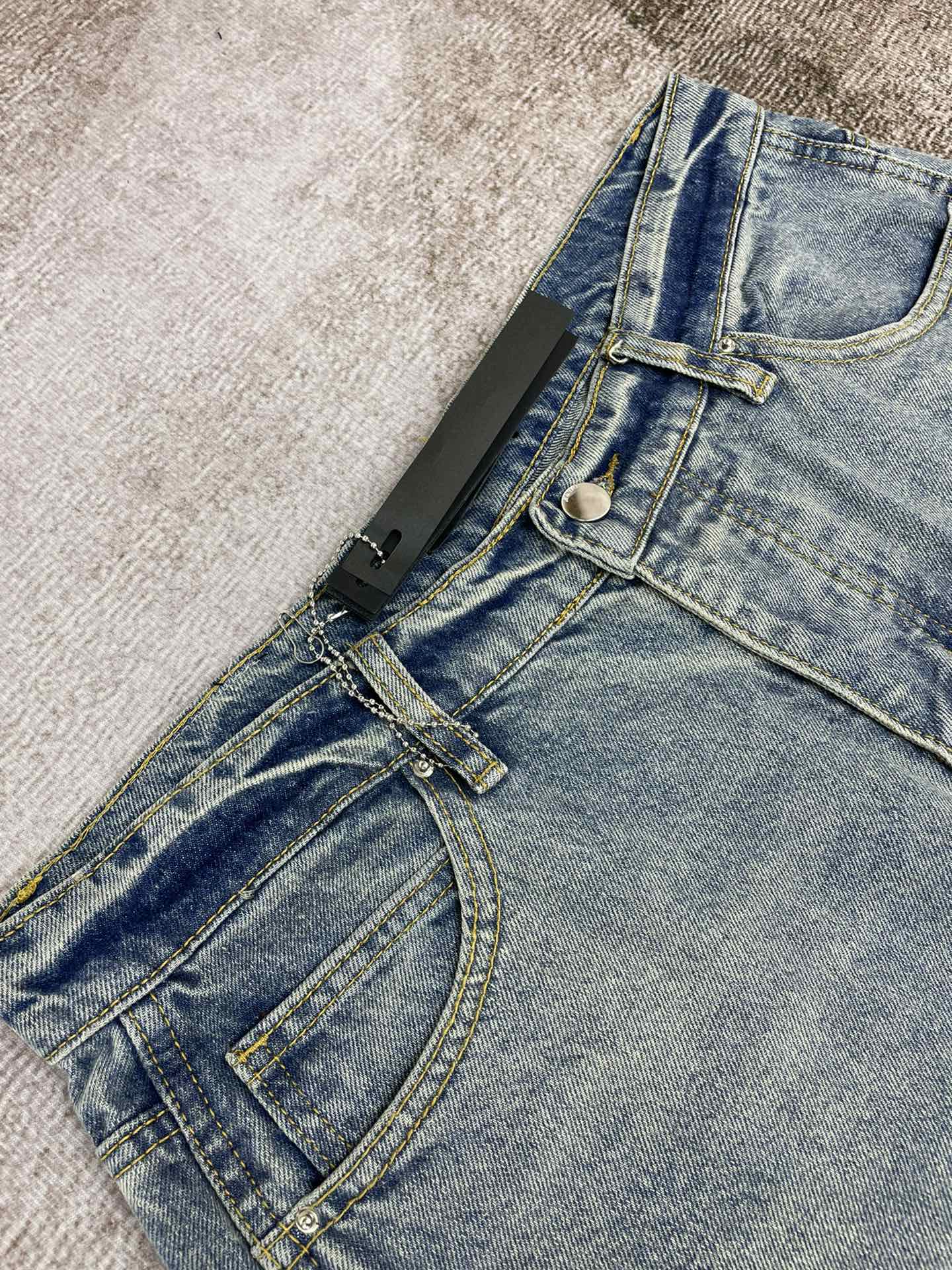 AMIRI JEANS