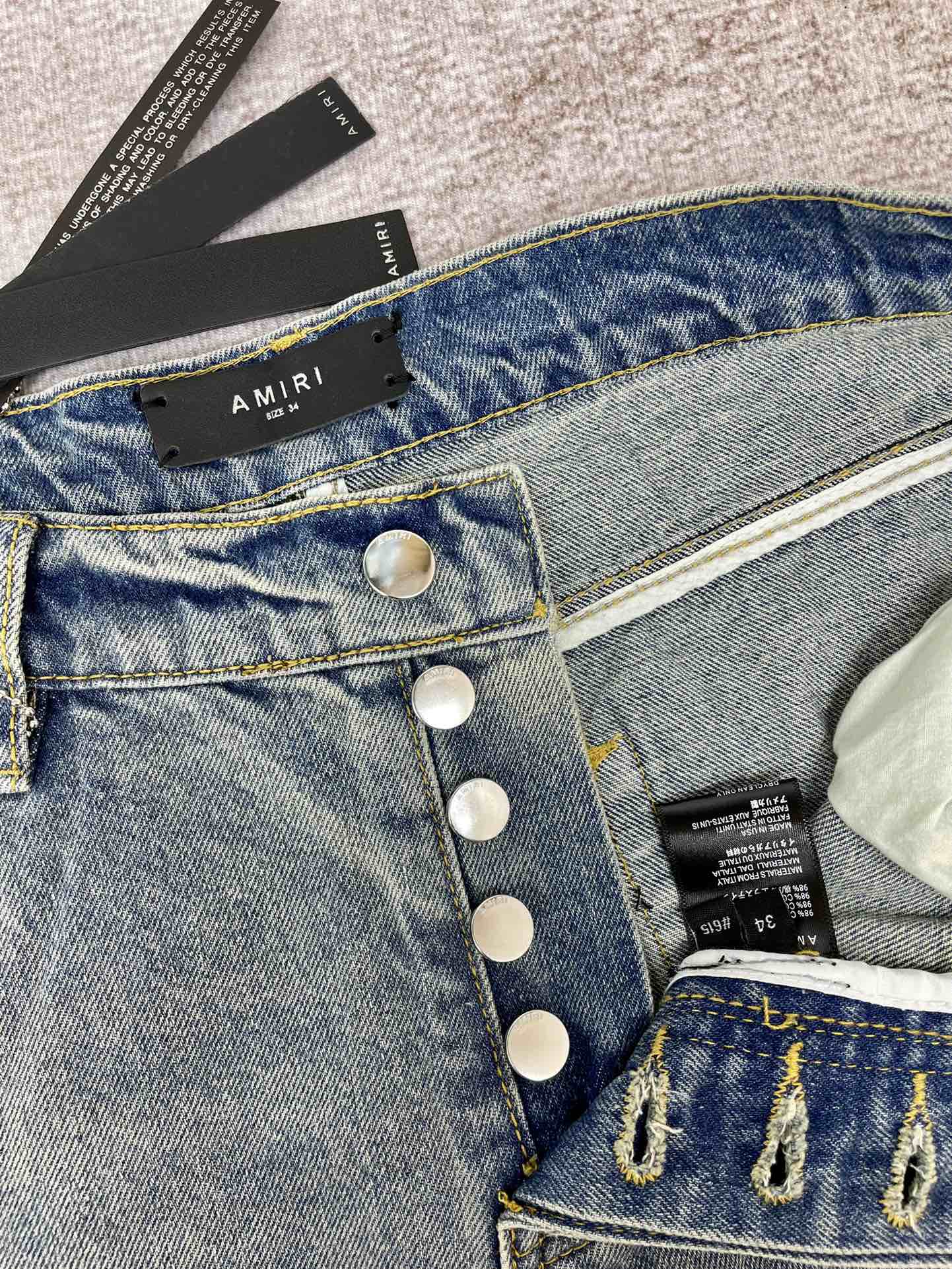 AMIRI JEANS