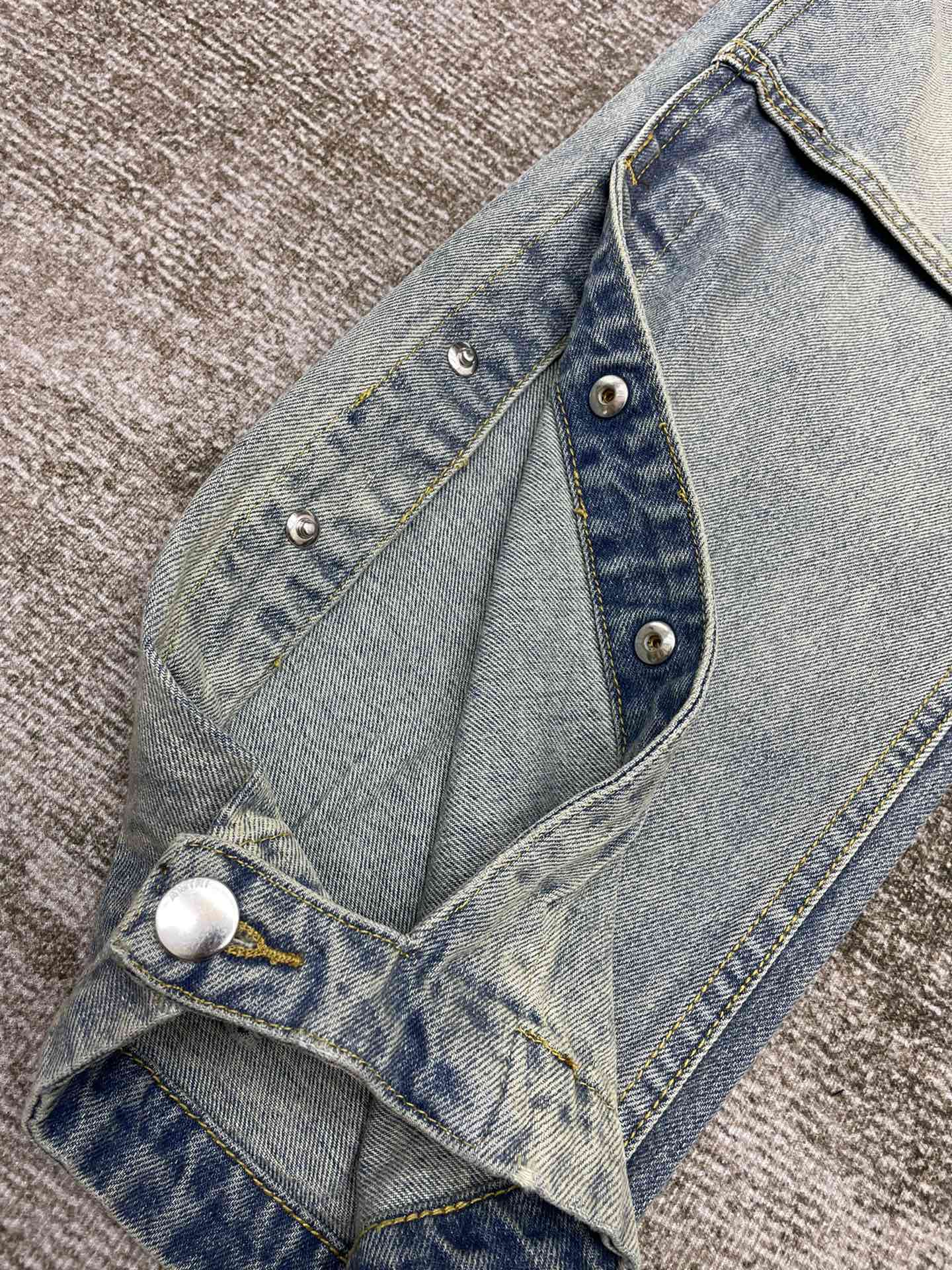 AMIRI JEANS