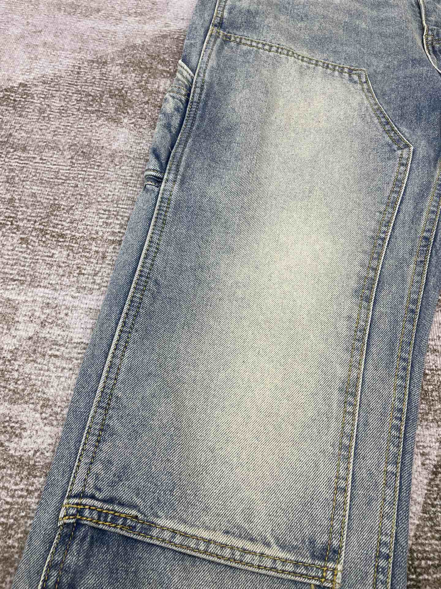 AMIRI JEANS