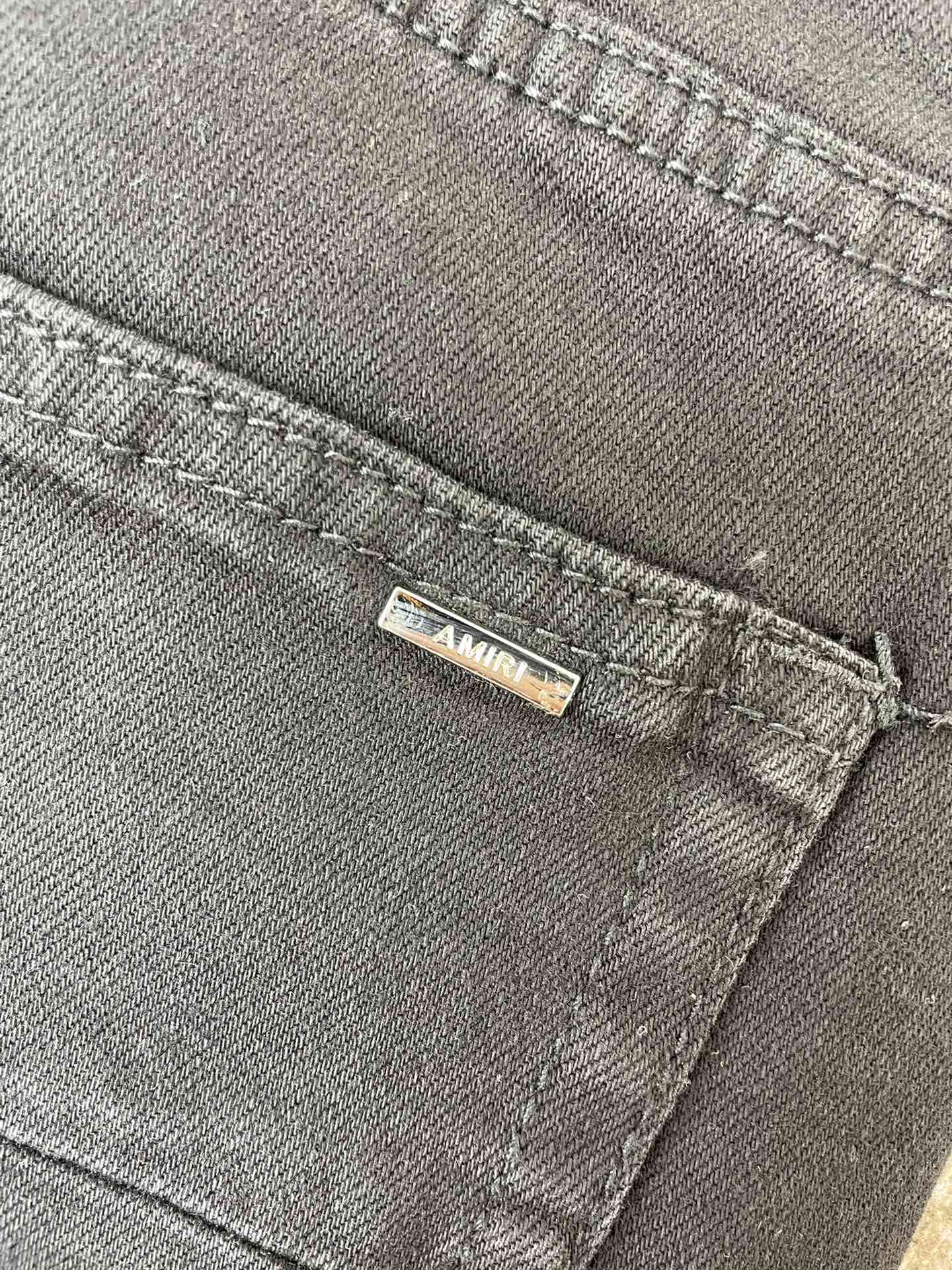 AMIRI JEANS