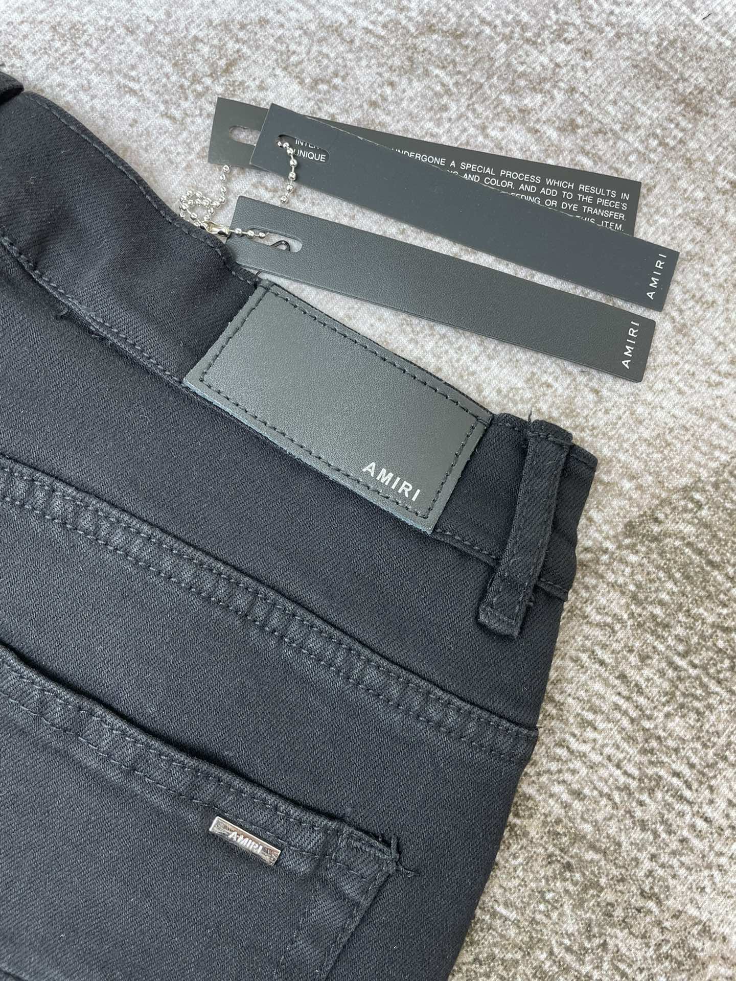 AMIRI JEANS