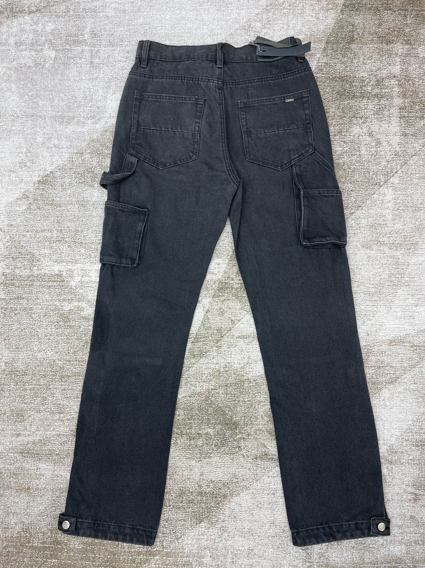 AMIRI JEANS