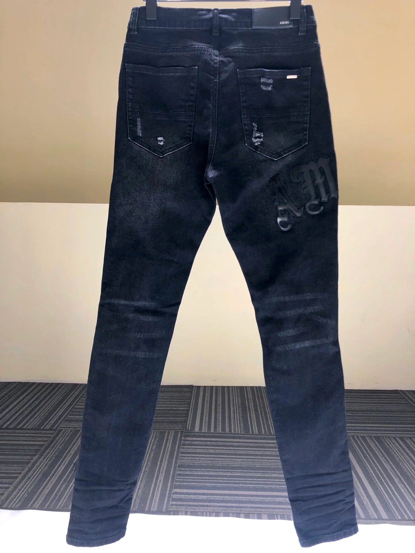 AMIRI JEANS