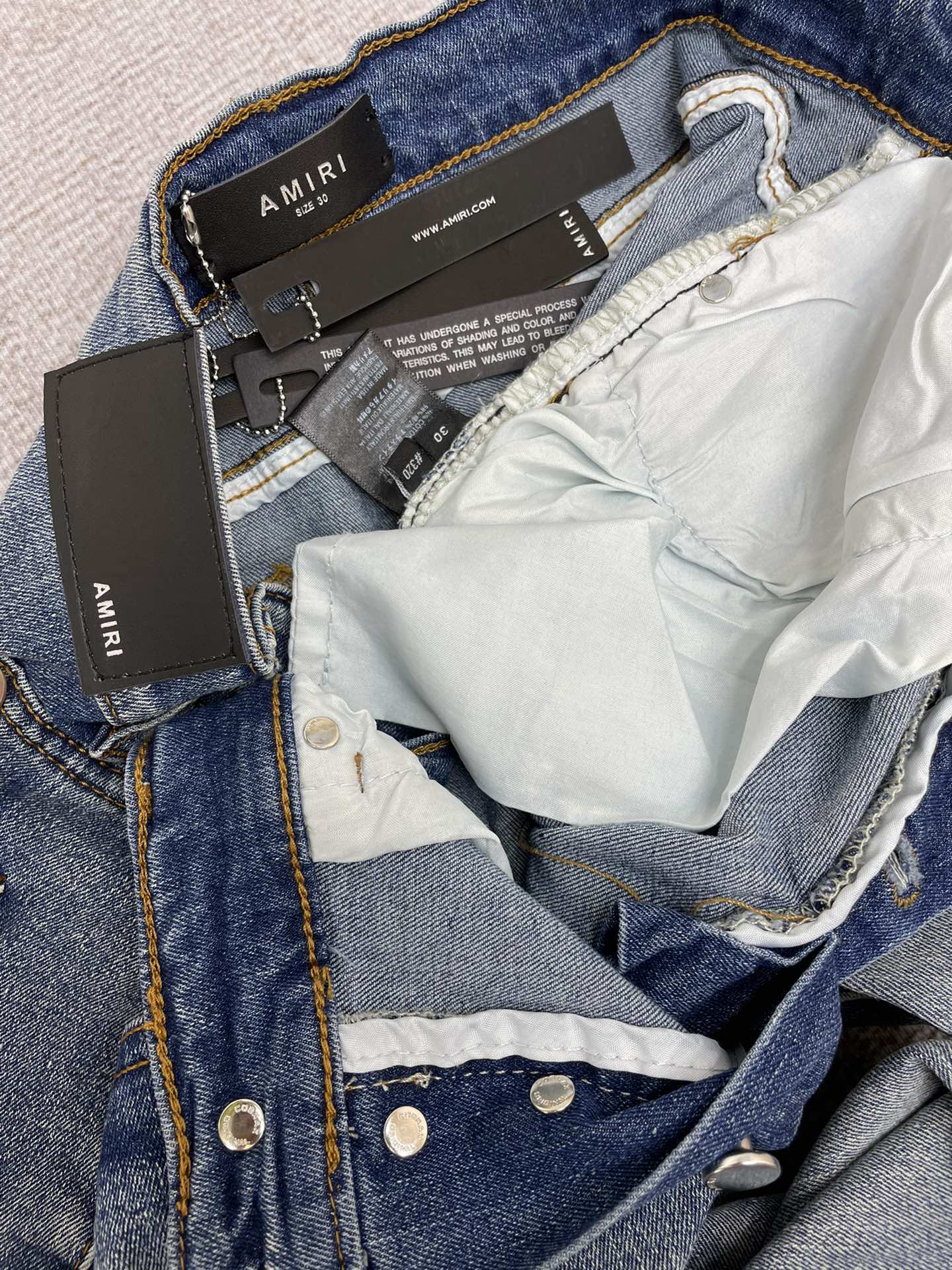 AMIRI JEANS