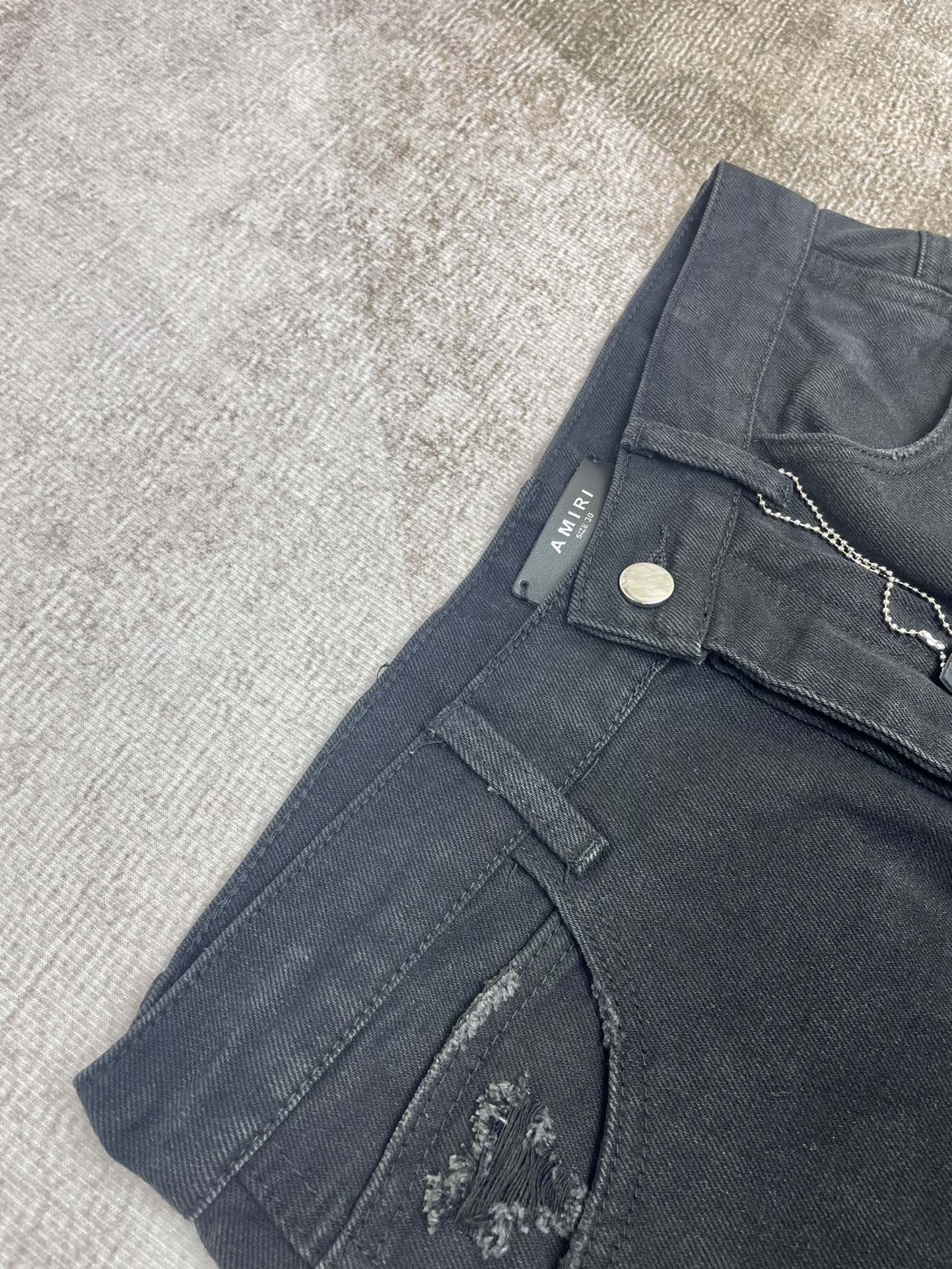 AMIRI JEANS