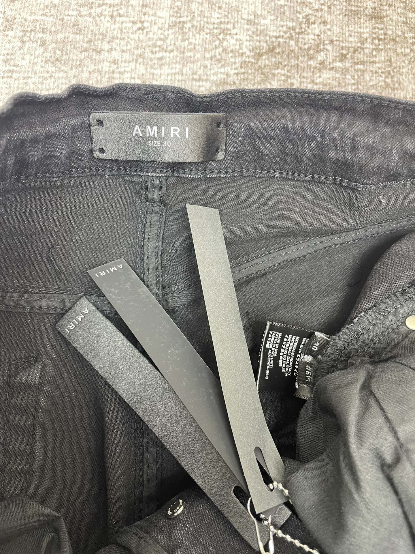 AMIRI JEANS