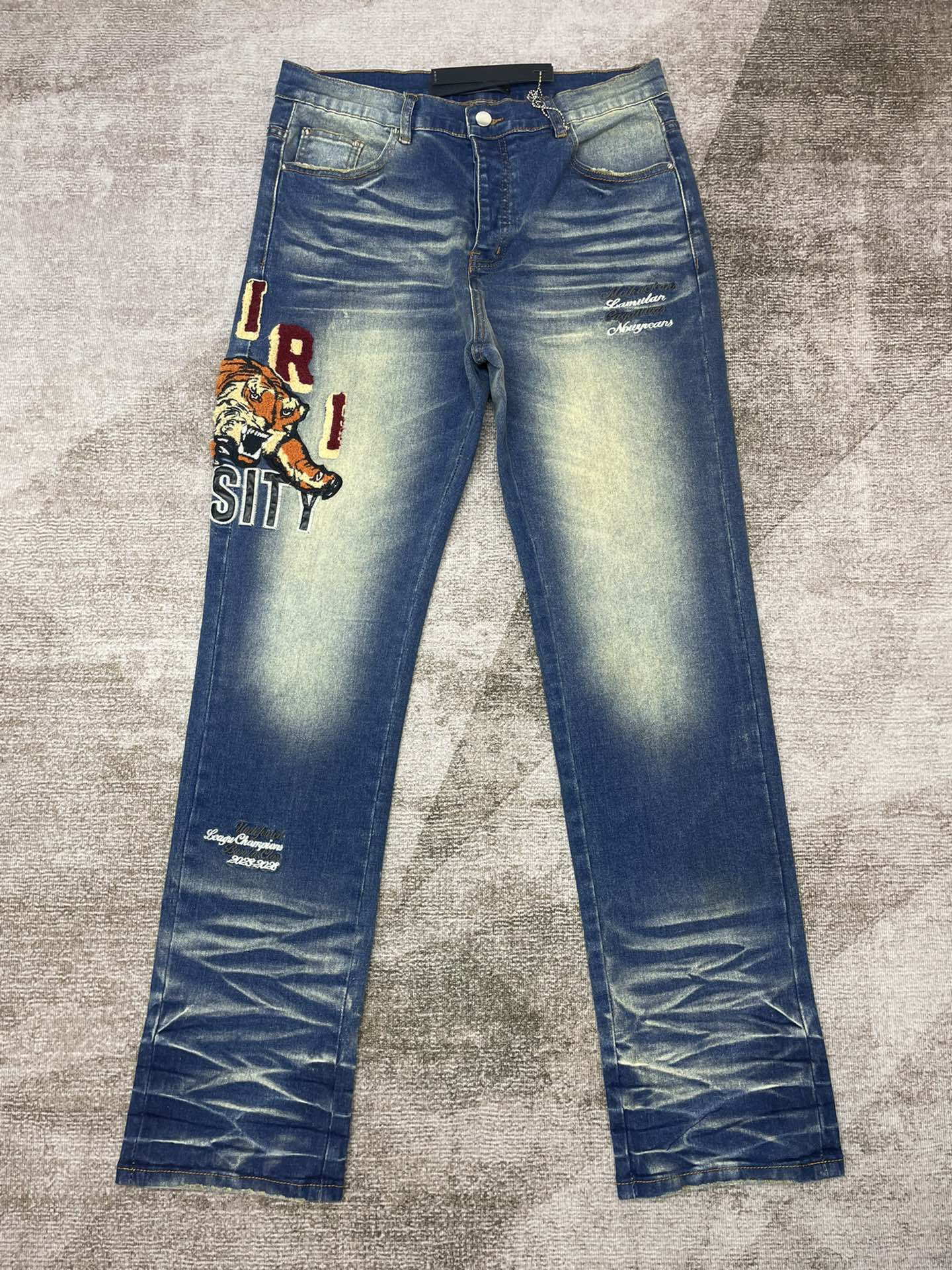 AMIRI JEANS