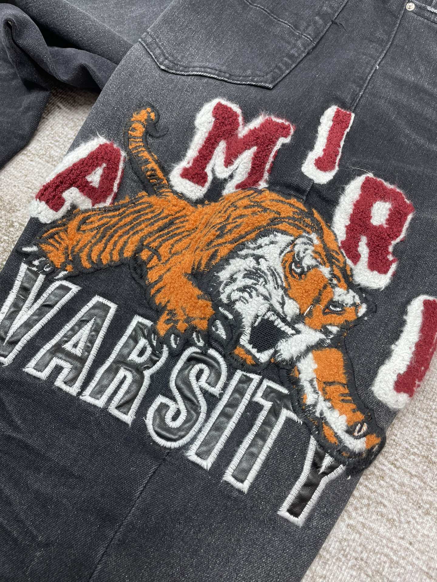 AMIRI JEANS