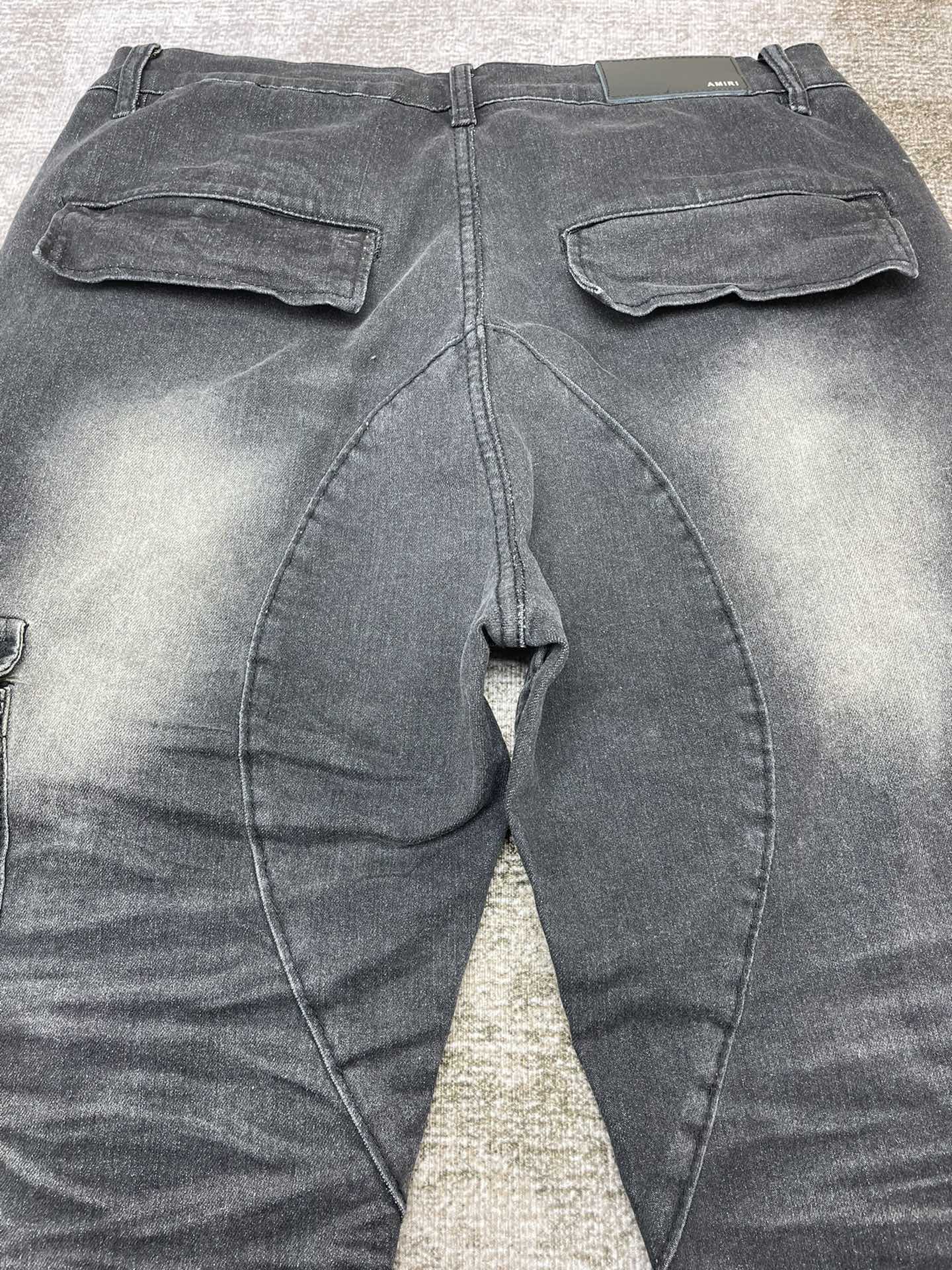 AMIRI JEANS