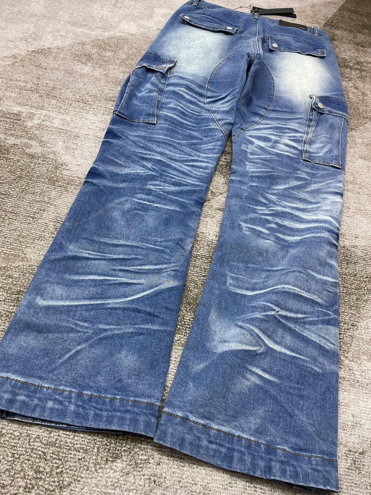 AMIRI JEANS