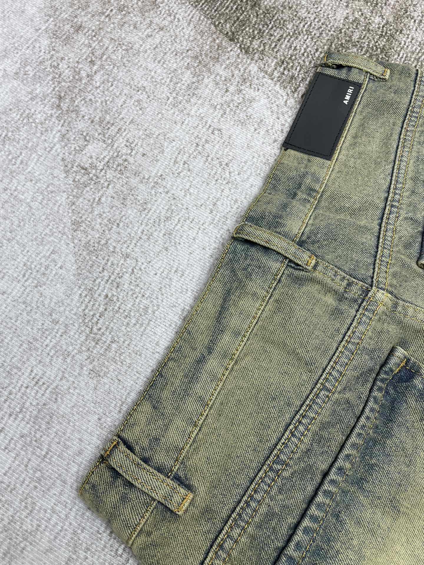 AMIRI JEANS