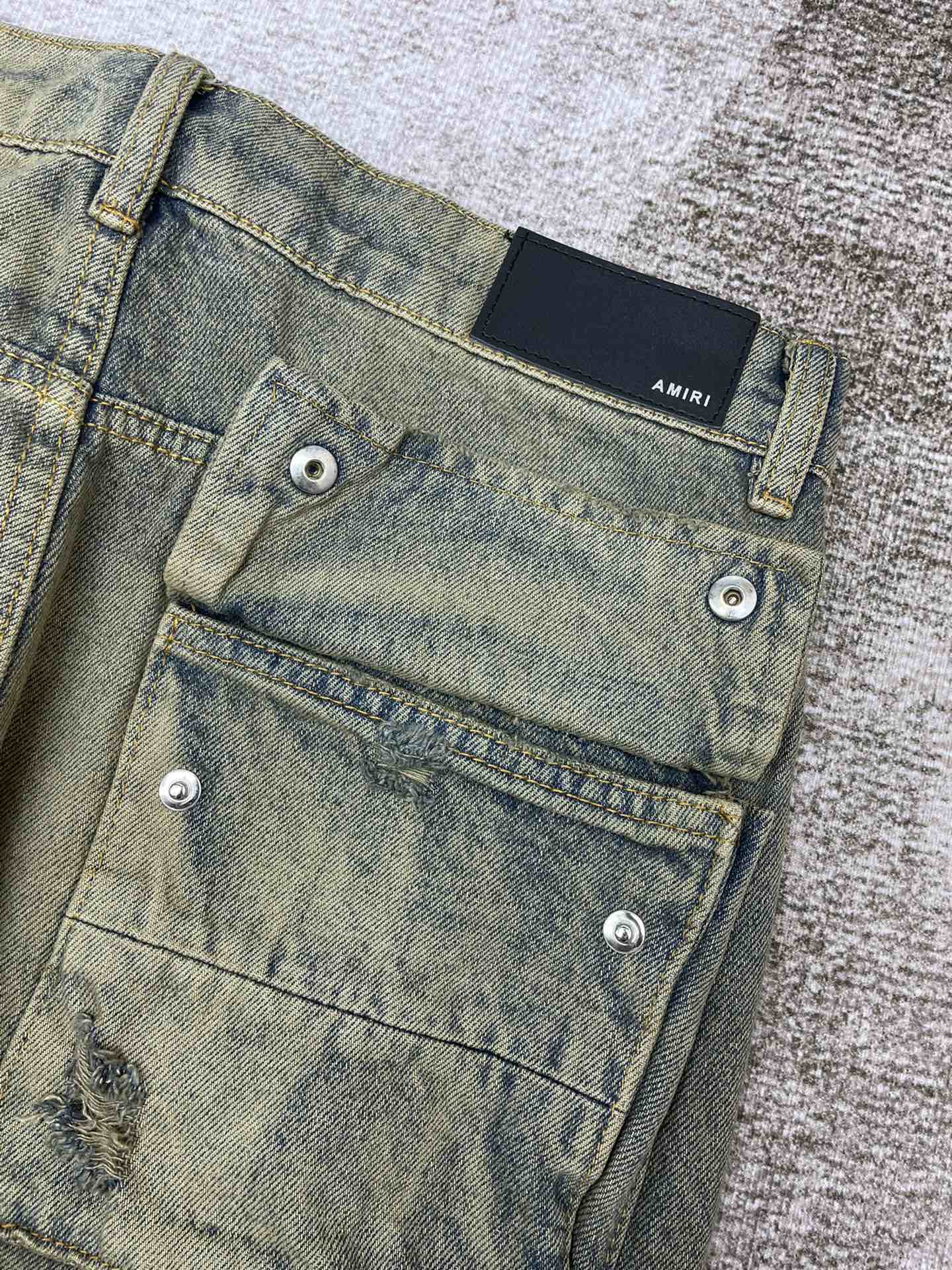 AMIRI JEANS