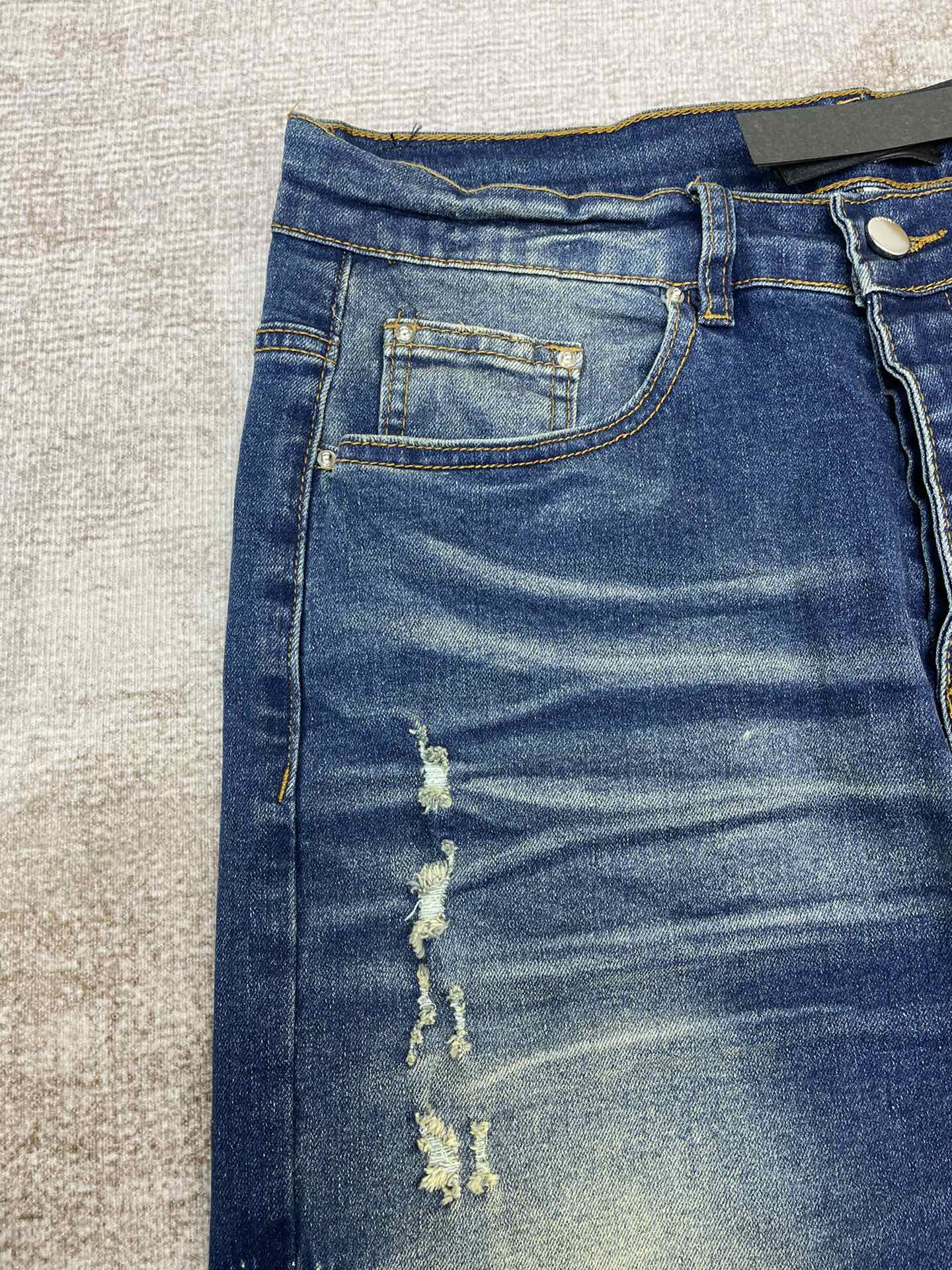 AMIRI JEANS