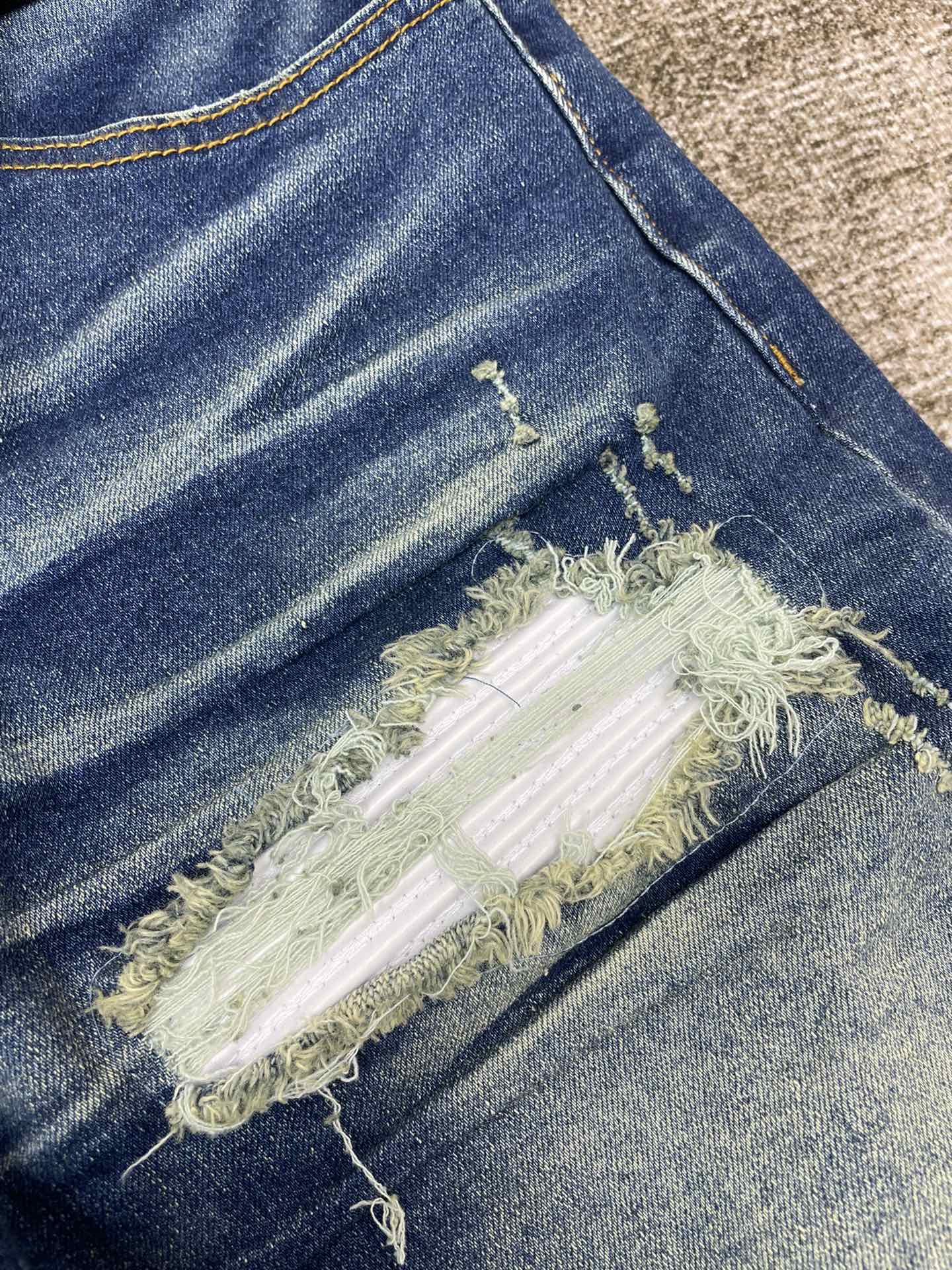 AMIRI JEANS