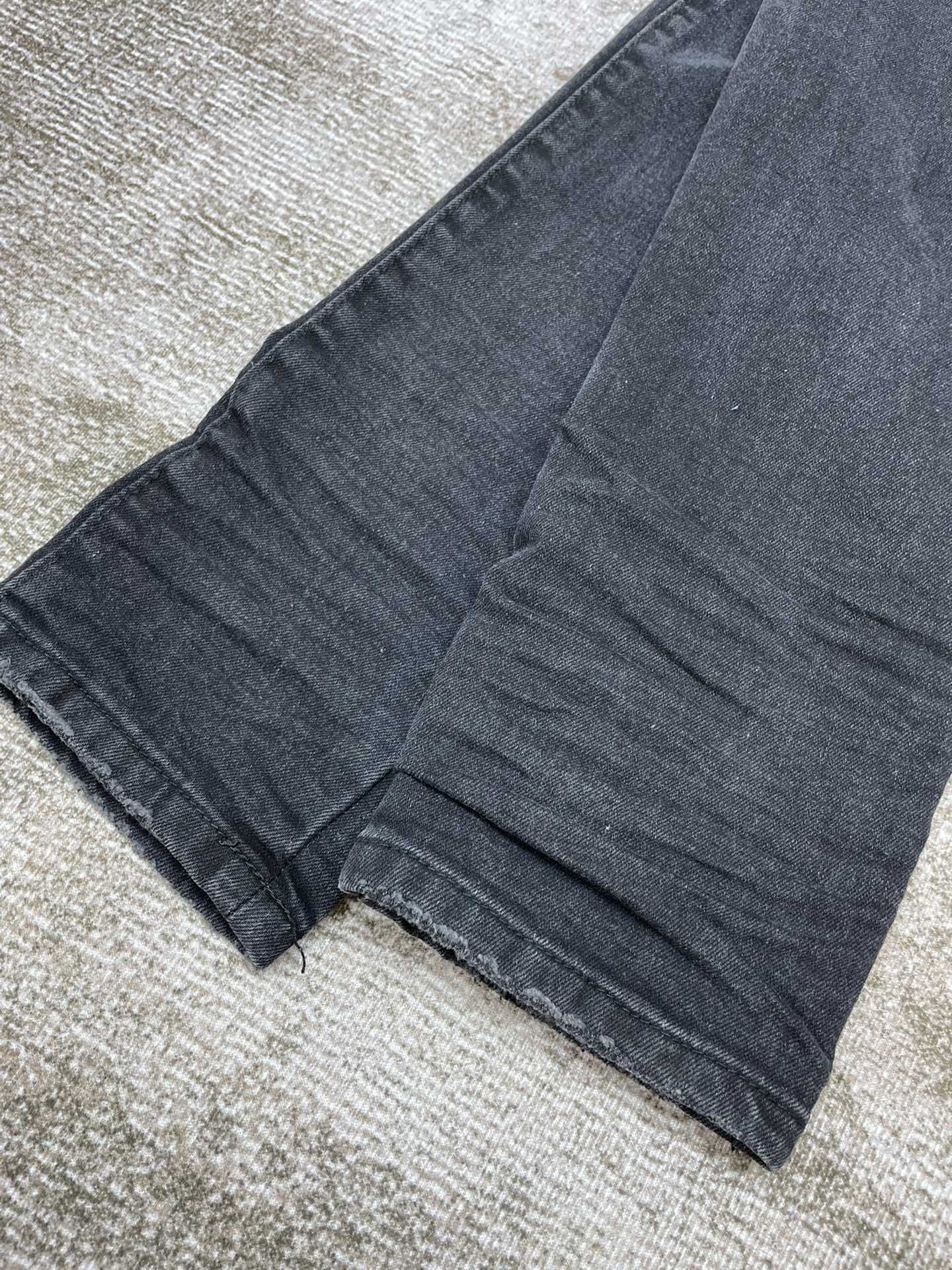 AMIRI JEANS