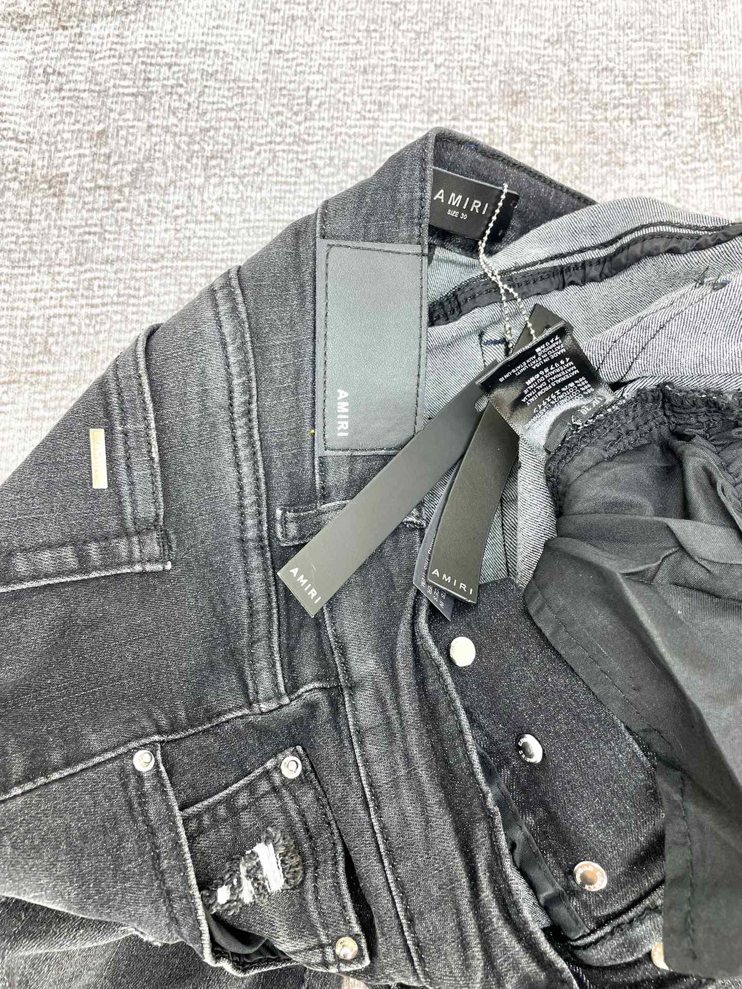 AMIRI JEANS