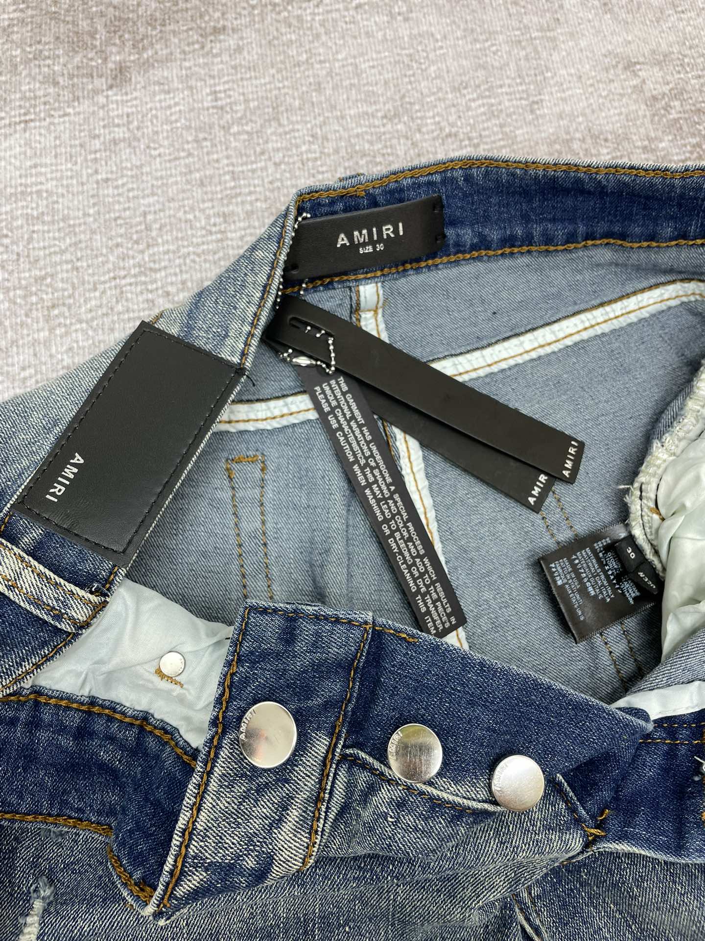AMIRI JEANS