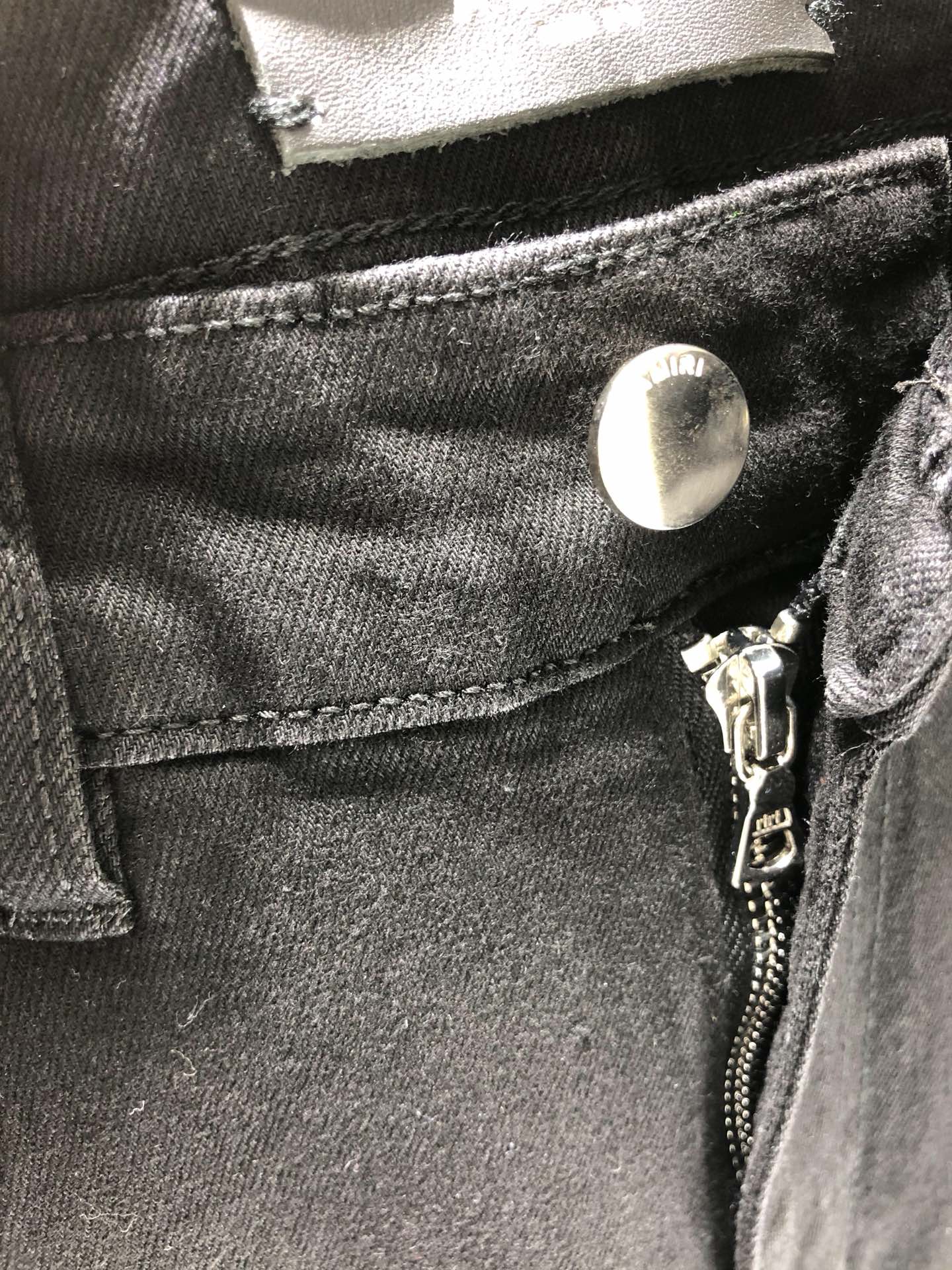 AMIRI JEANS