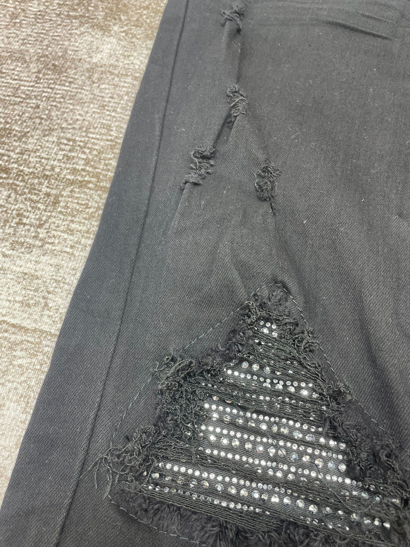 AMIRI JEANS