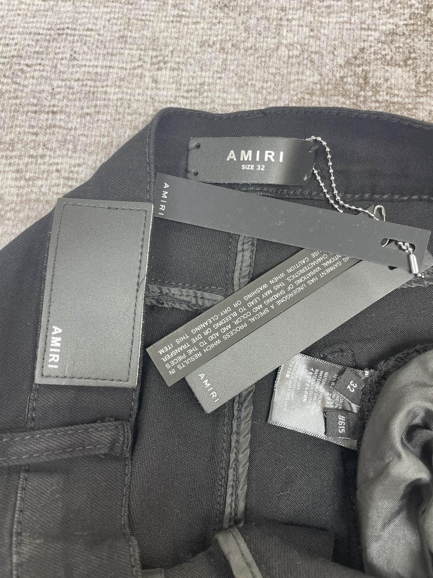 AMIRI JEANS