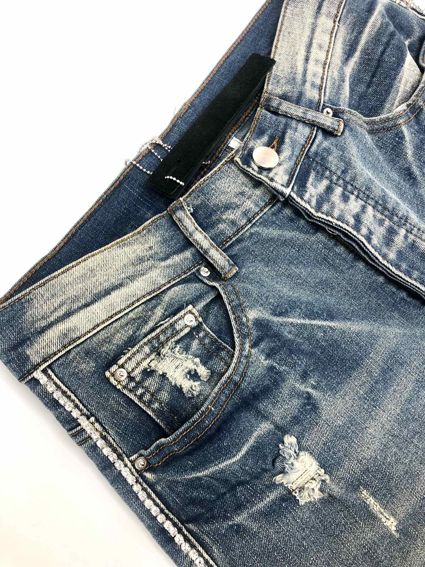 AMIRI JEANS