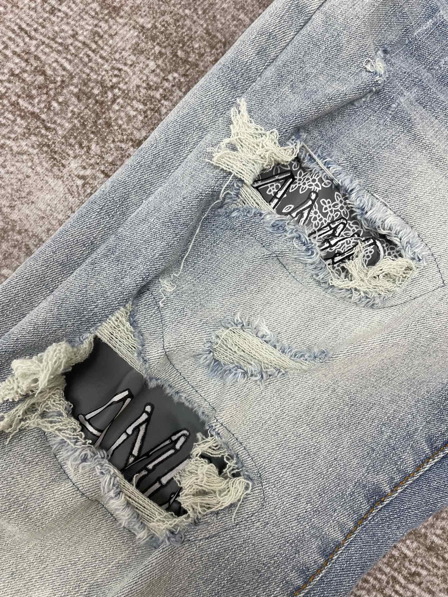 AMIRI JEANS