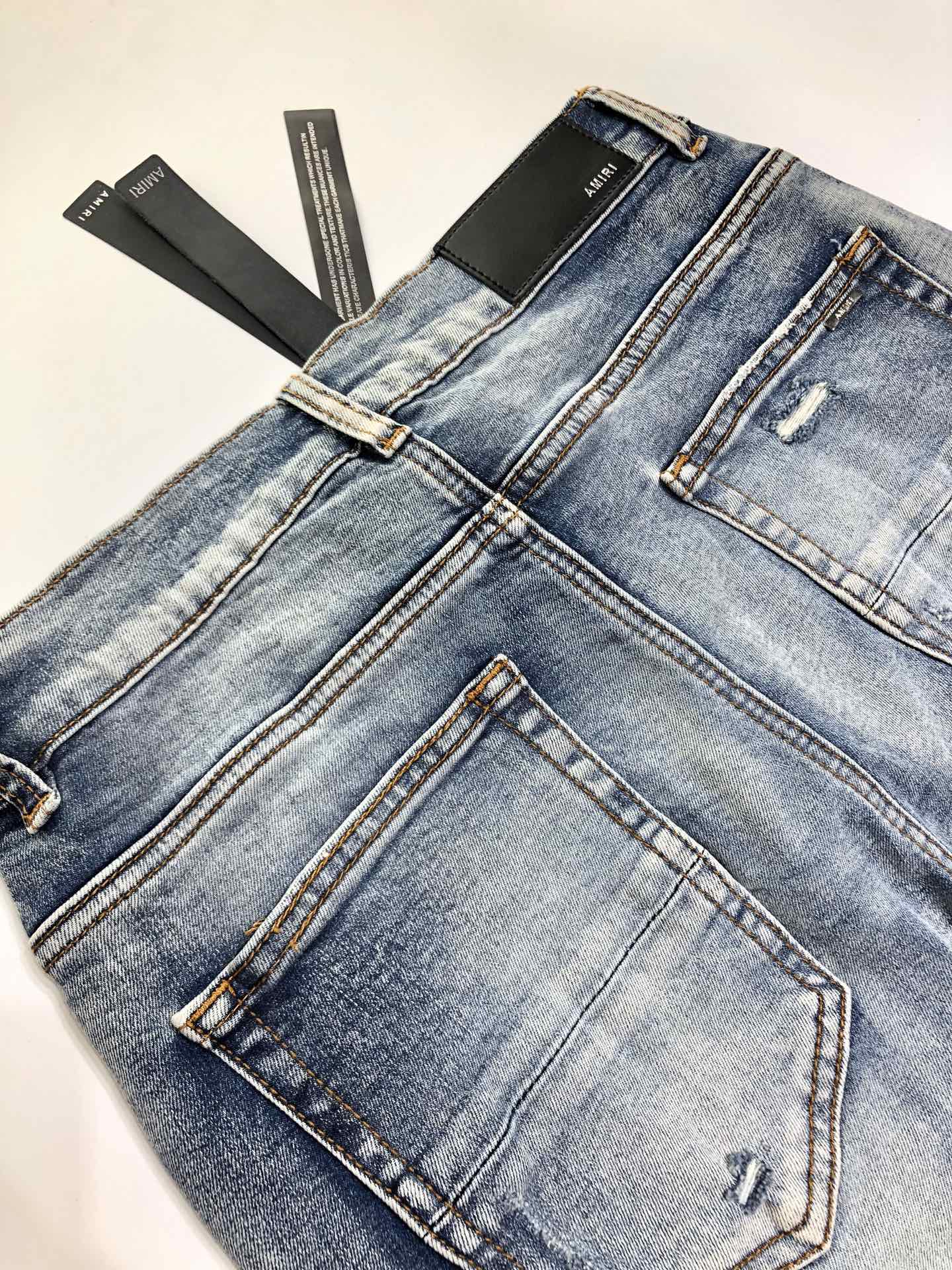 AMIRI JEANS