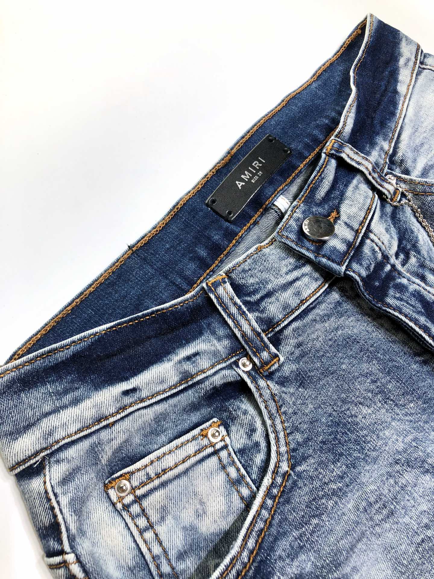 AMIRI JEANS