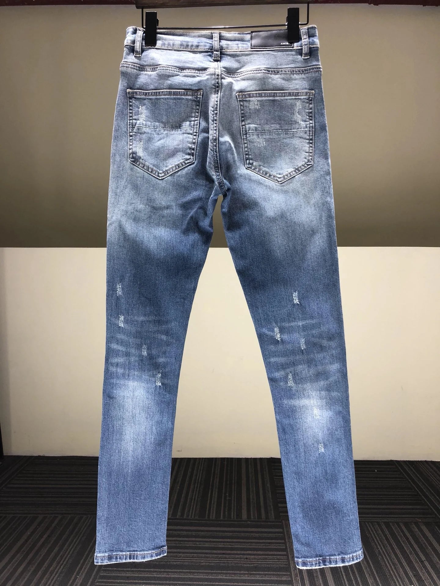 AMIRI JEANS