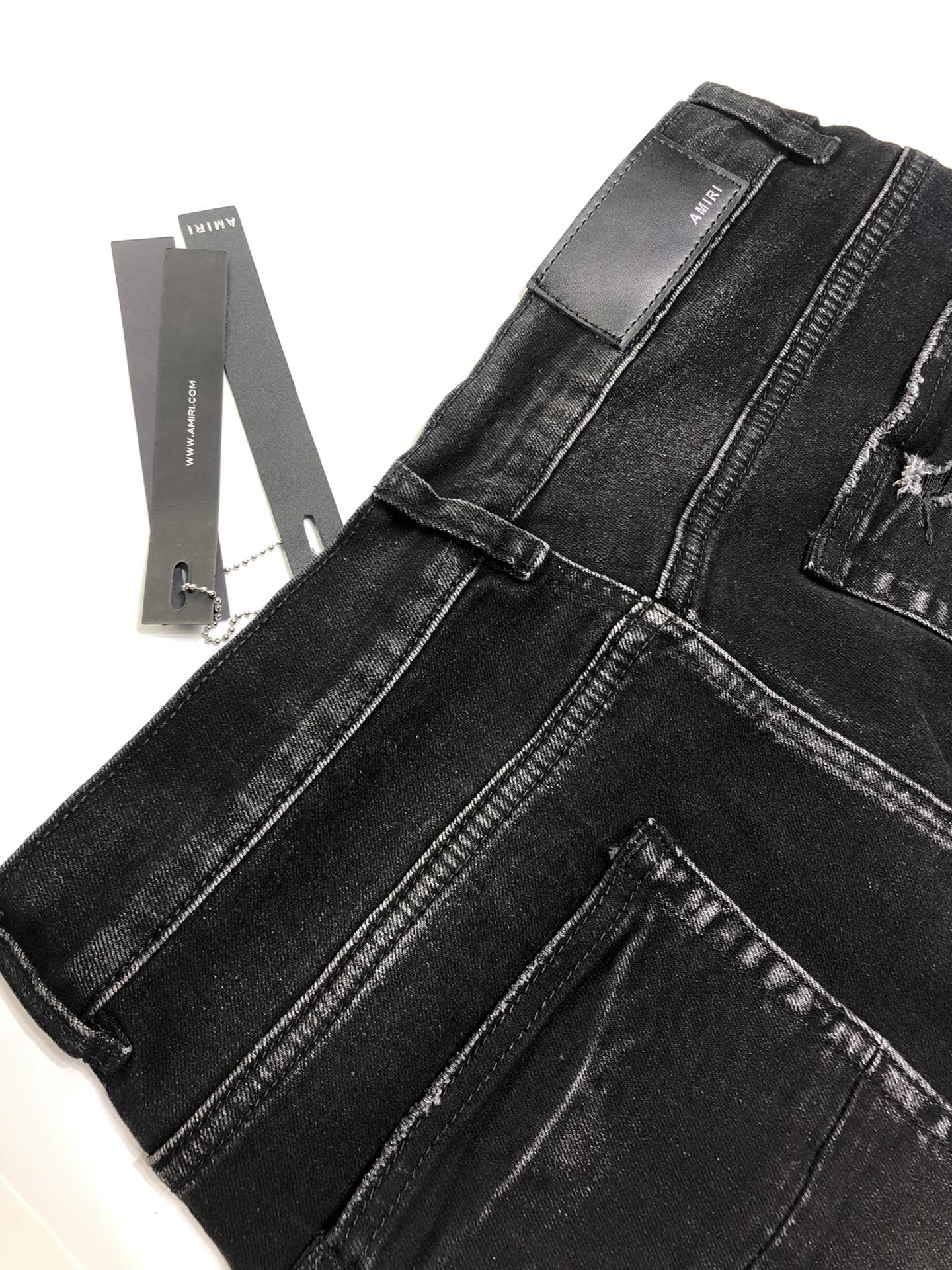AMIRI JEANS
