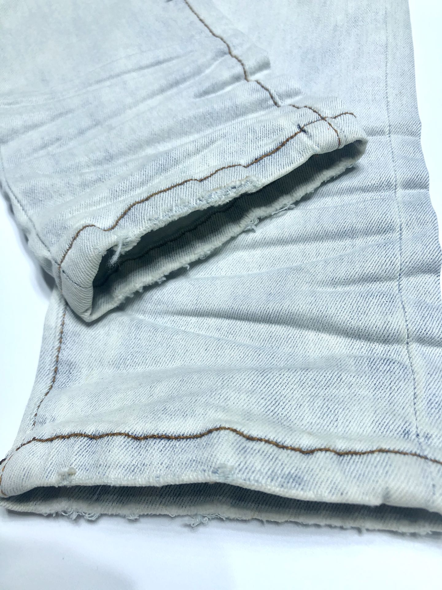 AMIRI JEANS