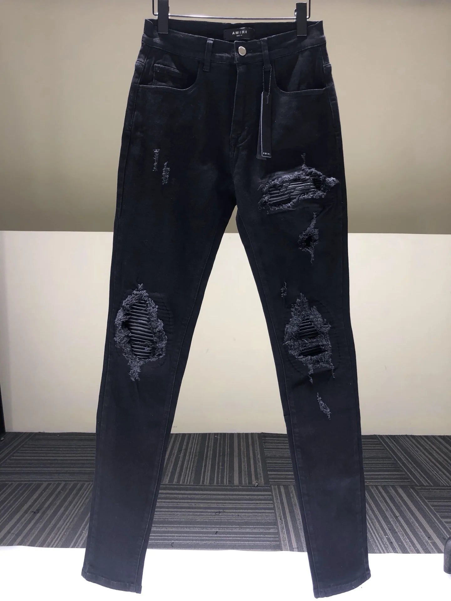 AMIRI JEANS