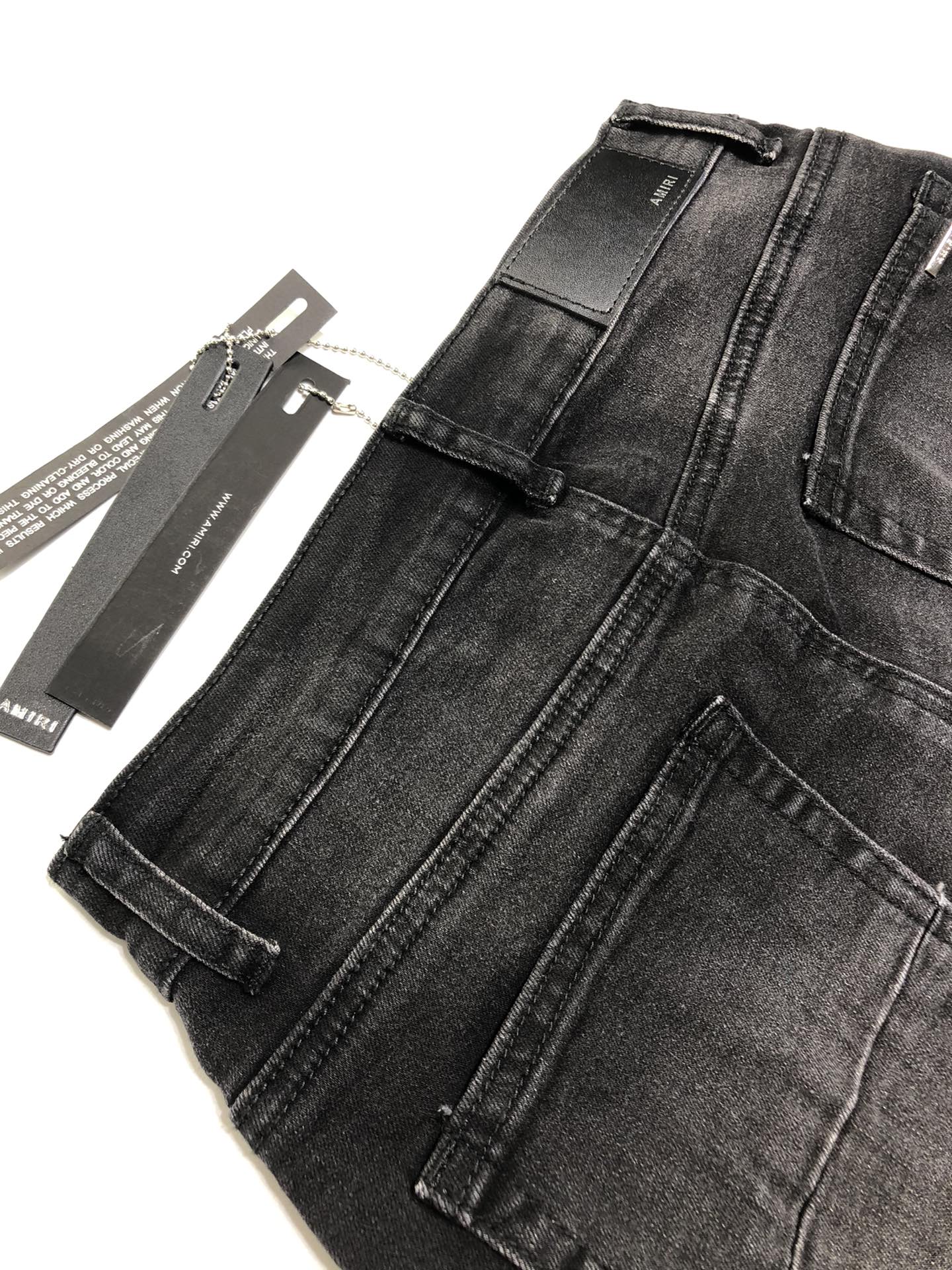 AMIRI JEANS