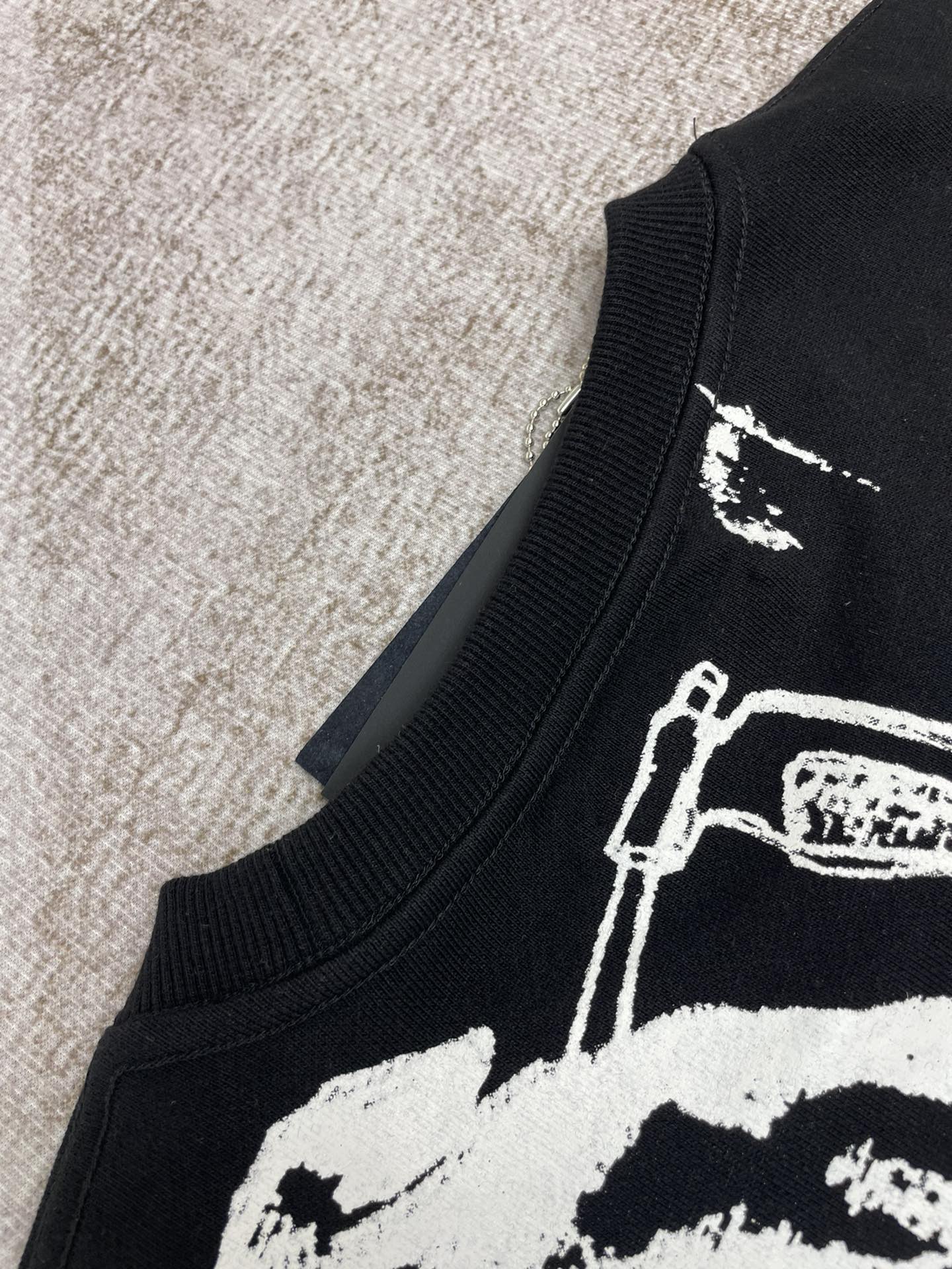 AMIRI LONG SLEEVE