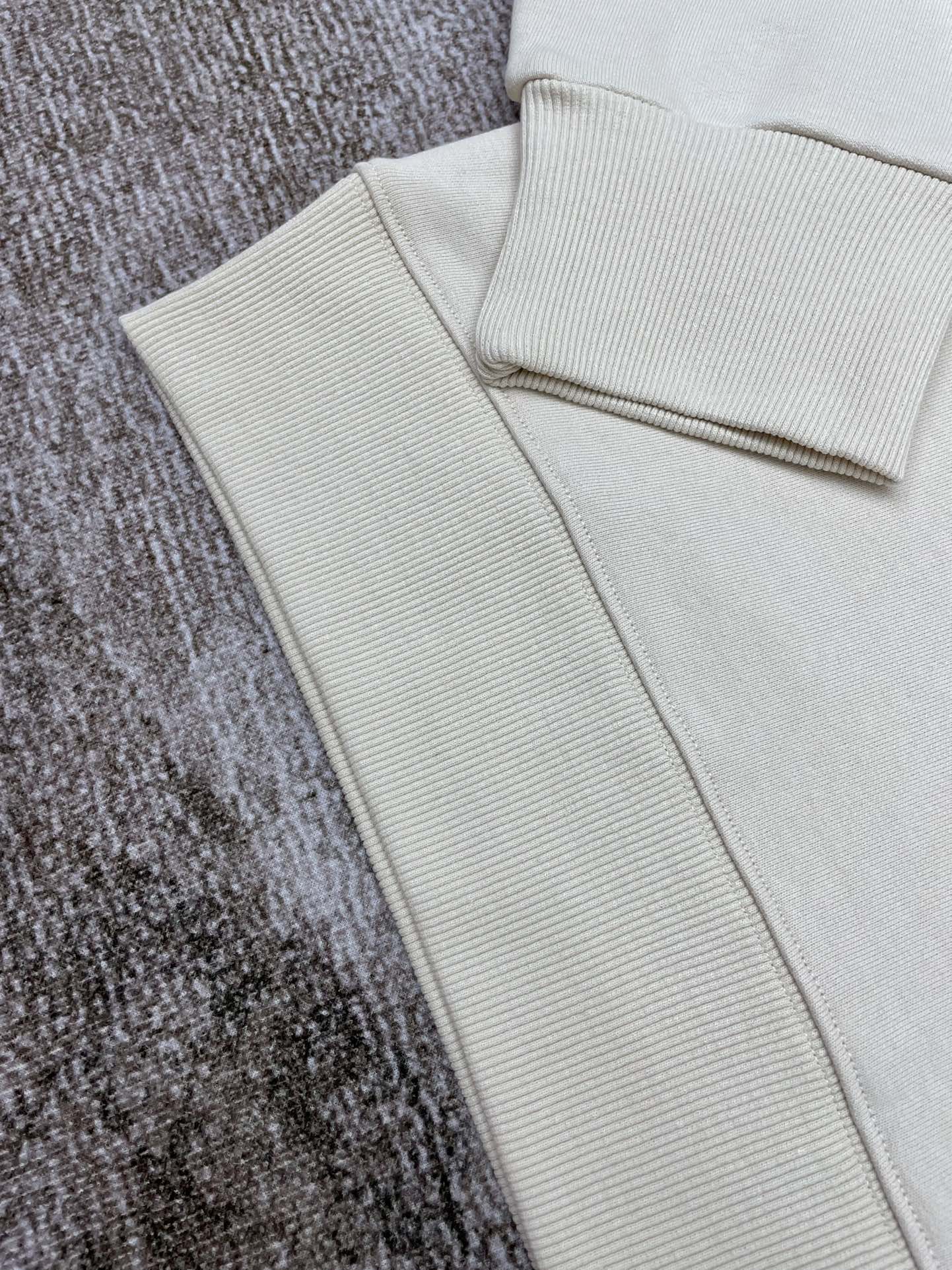 AMIRI LONG SLEEVE