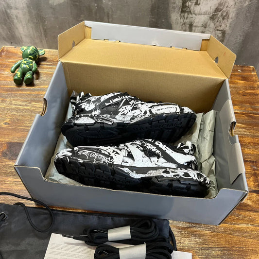BB SNEAKER