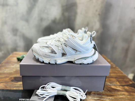 BB SNEAKER