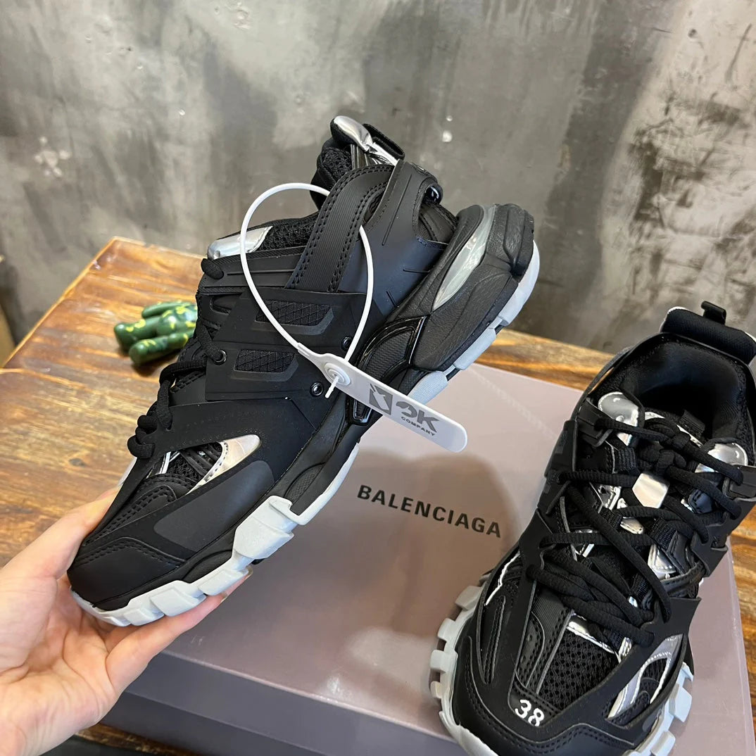BB SNEAKER