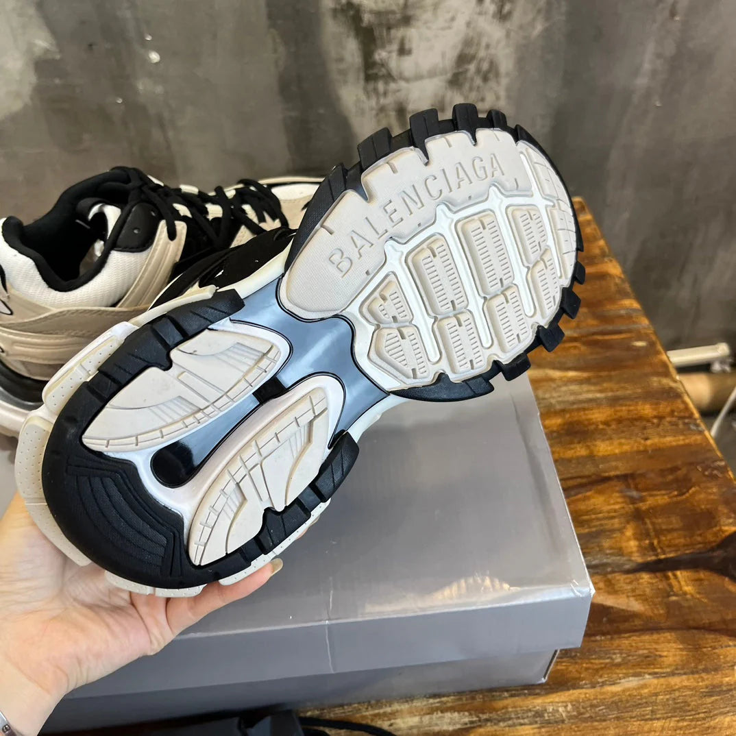 BB SNEAKER