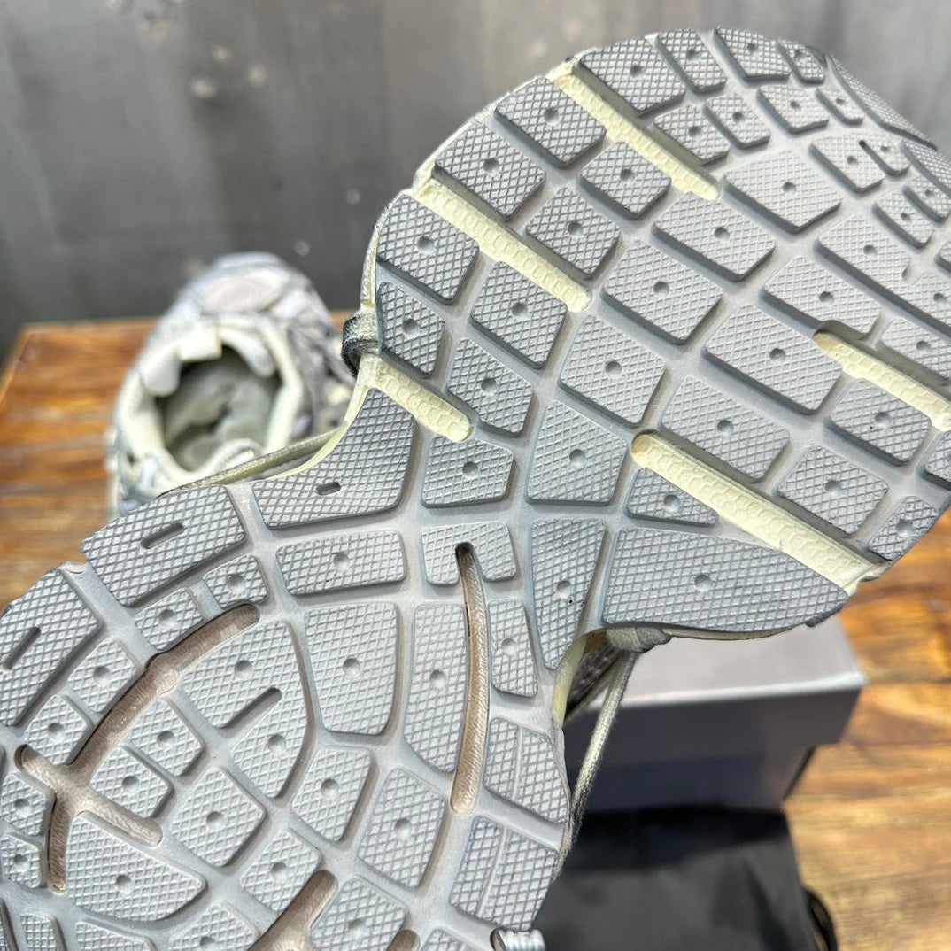 BB SNEAKER