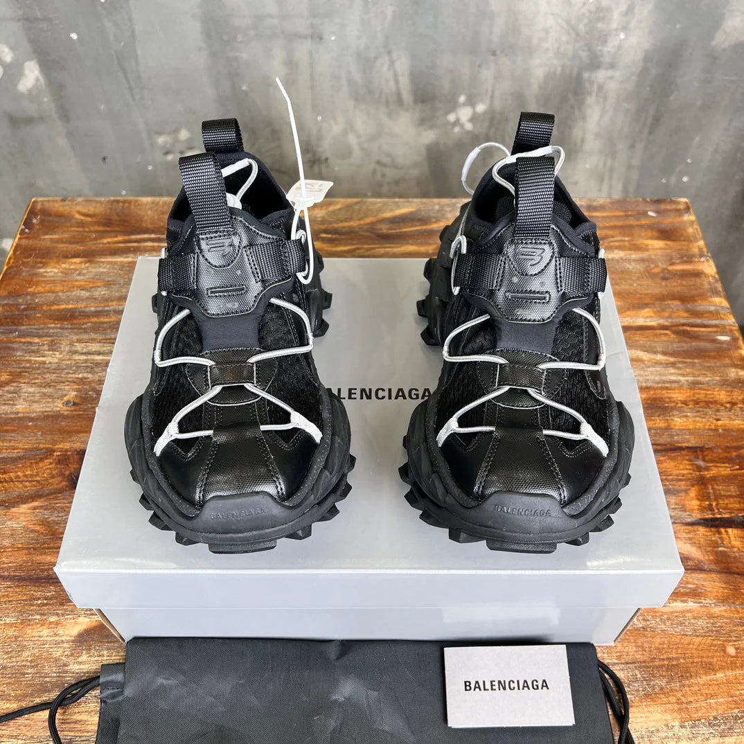 BB SNEAKER