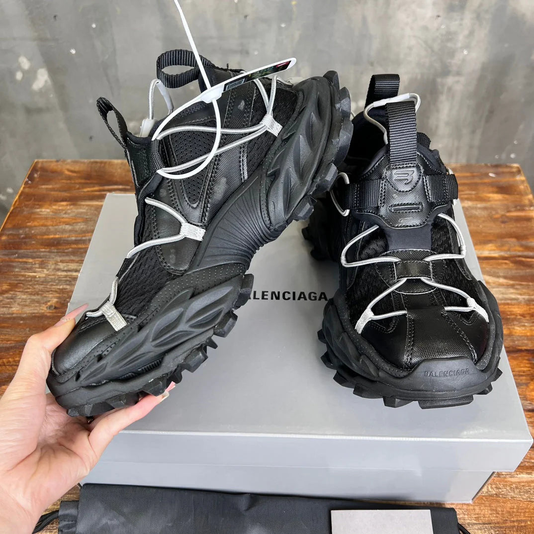BB SNEAKER