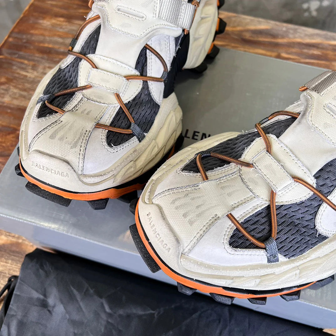 BB SNEAKER
