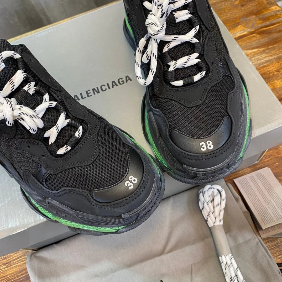 BB SNEAKER