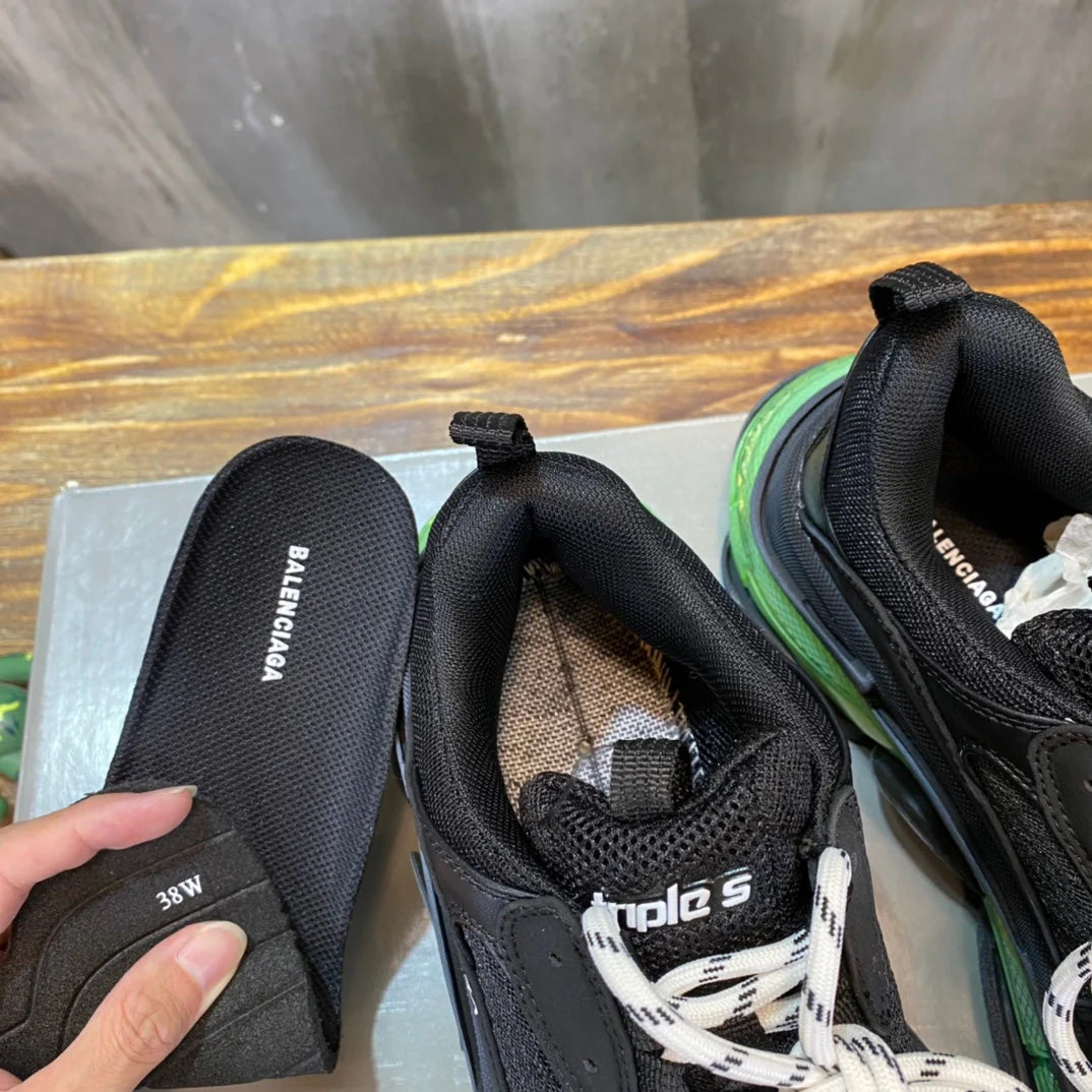 BB SNEAKER
