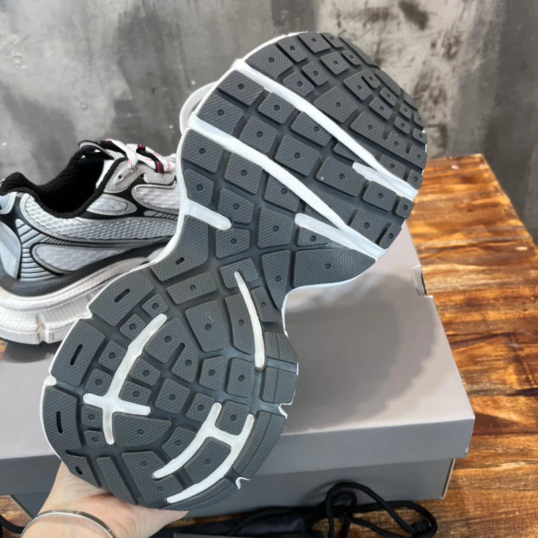 BB SNEAKER
